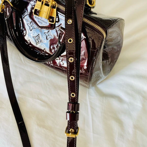 Louis Vuitton Montana Handbag Monogram Vernis Burgandy - Picture 3 of 16